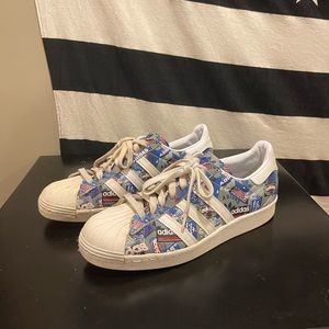 ADIDAS SUPERSTAR GRAPHIC SHOES MENS SIZE 10 USED